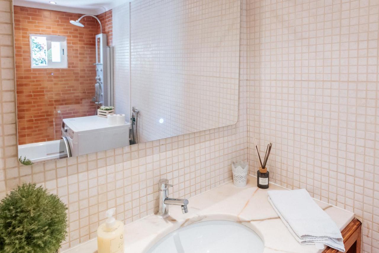 Vintage Downtown Av Da Liberdade Flat Appartamento Lisbona Esterno foto